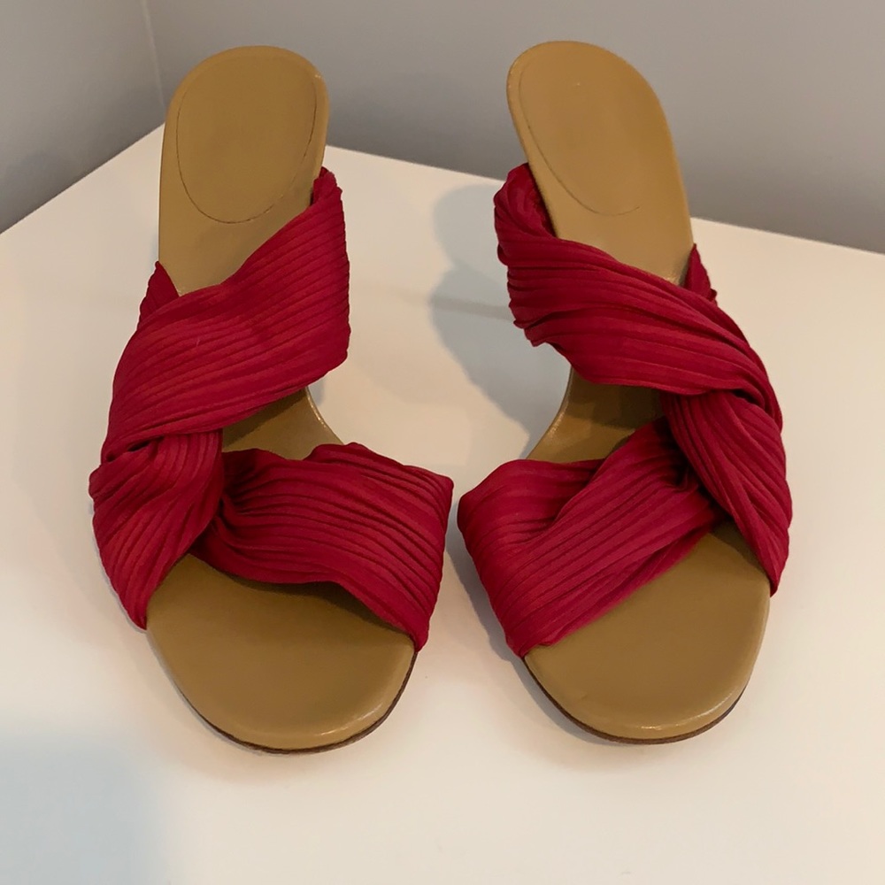 🔥GUCCI Elegant Red Women's Sandals